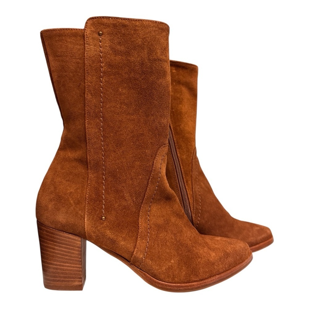 Italeau Posey Heeled Boot in Waterproof Suede NIB - Picture 5 of 7
